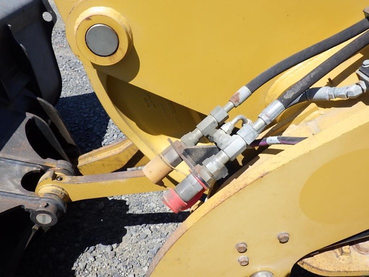 2014-caterpillar-907h2-image-16