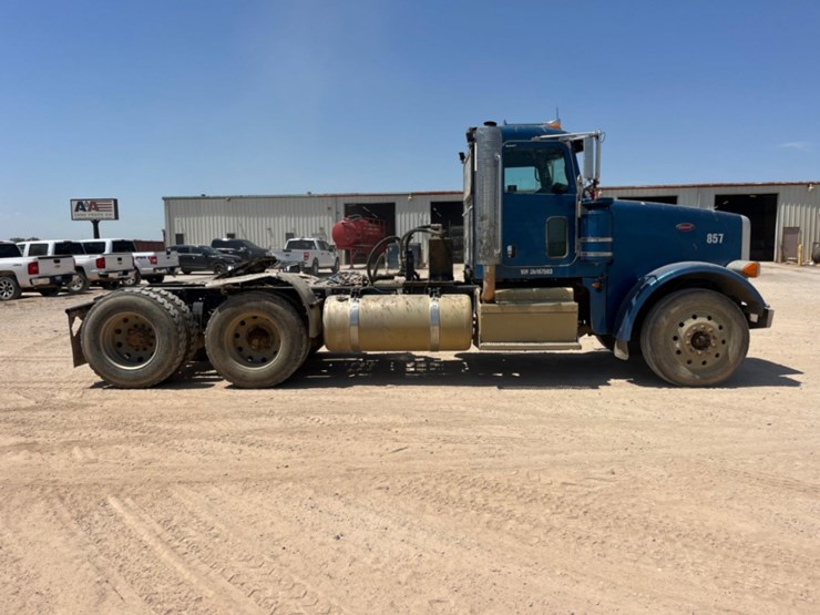 2013-peterbilt-367-image-4