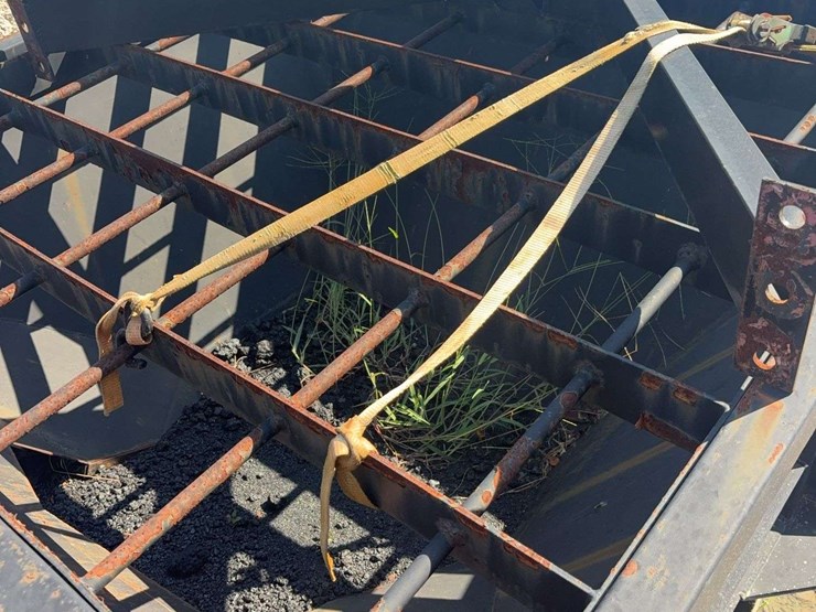 2015-layco-35ft-commodity-conveyor,-28''-belt,-electric-15hp-motor,-low-use,-cleated-belt-image-5