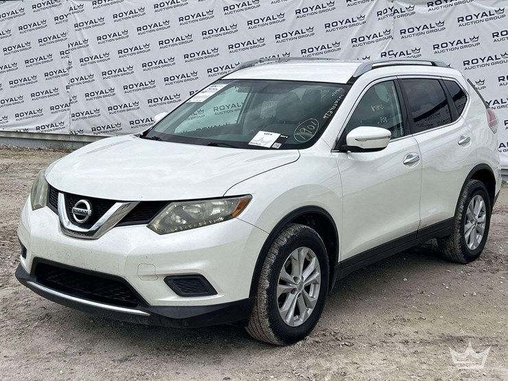 2015-nissan-rogue-image-1