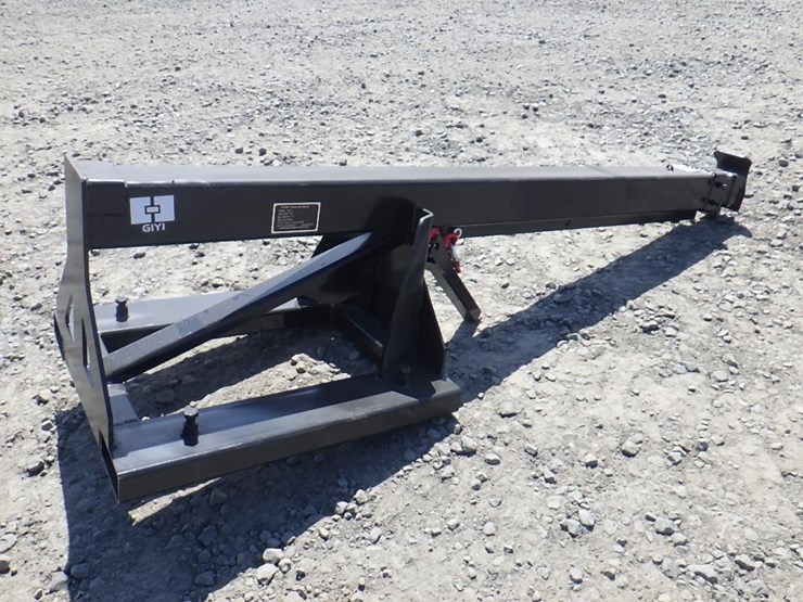 giyi-skid-steer-telescopic-boom-132"-image-3