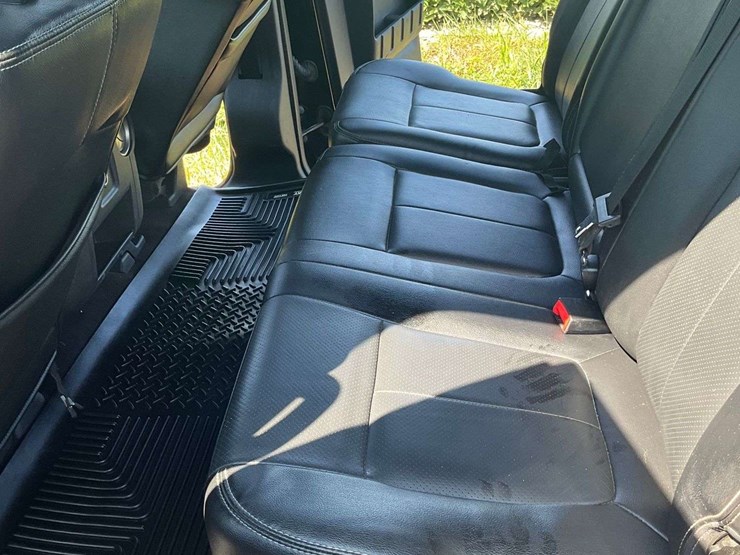 2016-ford-f250-lariat-image-21