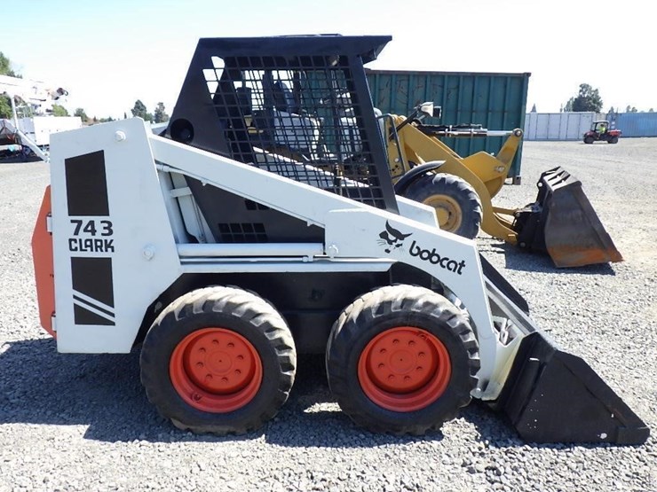 bobcat-743-image-4