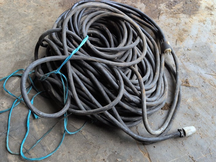 heavy-duty-extension-cord-image-5