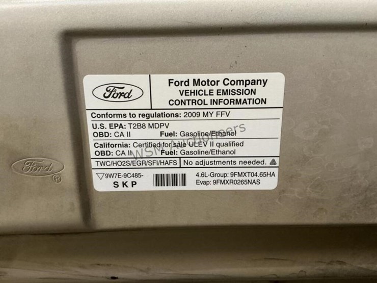 2009-ford-cargo-image-15