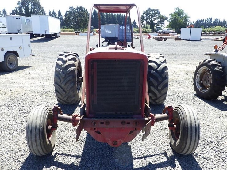 international-i-656-tractor-image-2