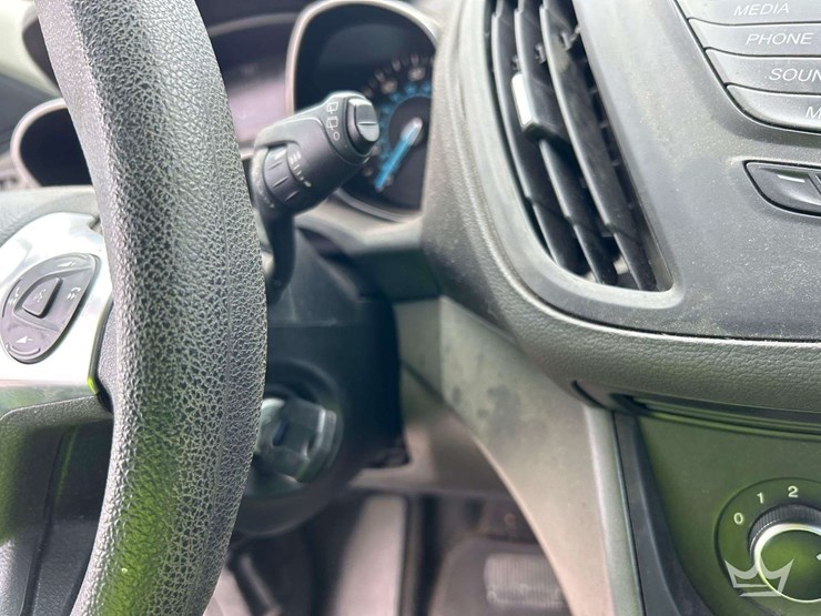 2016-ford-escape-image-14