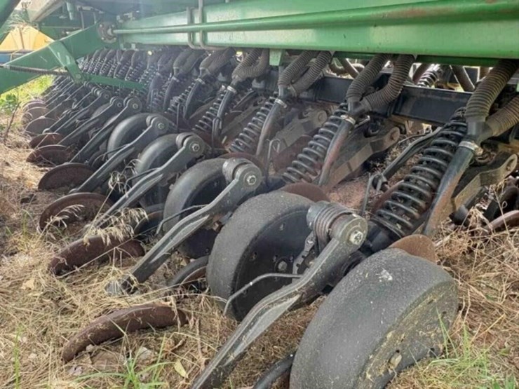 john-deere-1560-image-7