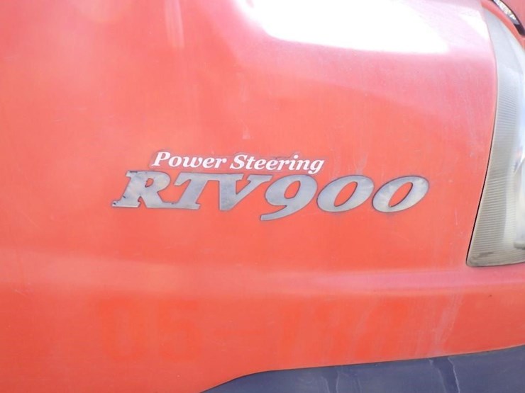 kubota-rtv900-image-17