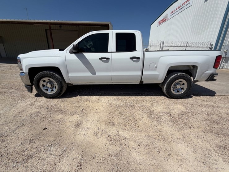 2017-chevrolet-silverado-1500-image-8