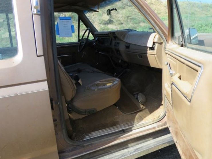 1986-ford-f350-image-12