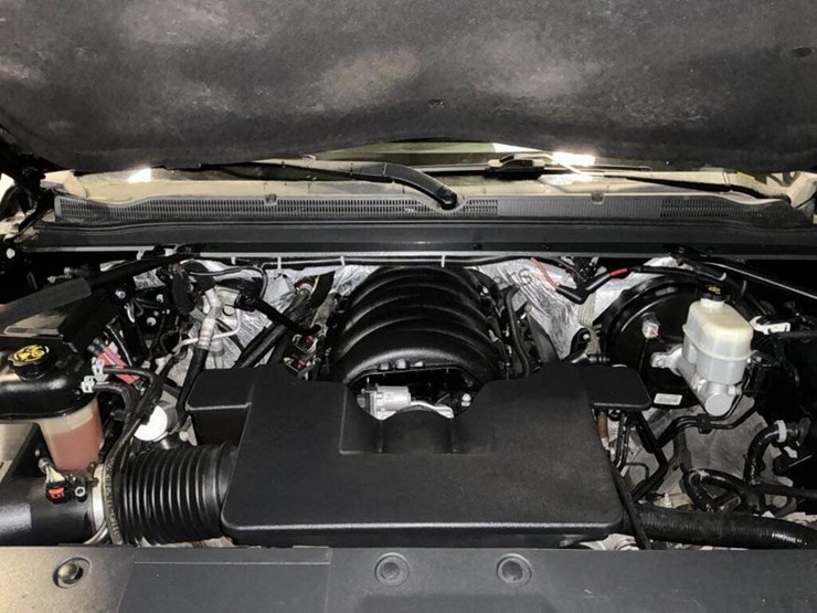 2015-chevrolet-tahoe-image-11