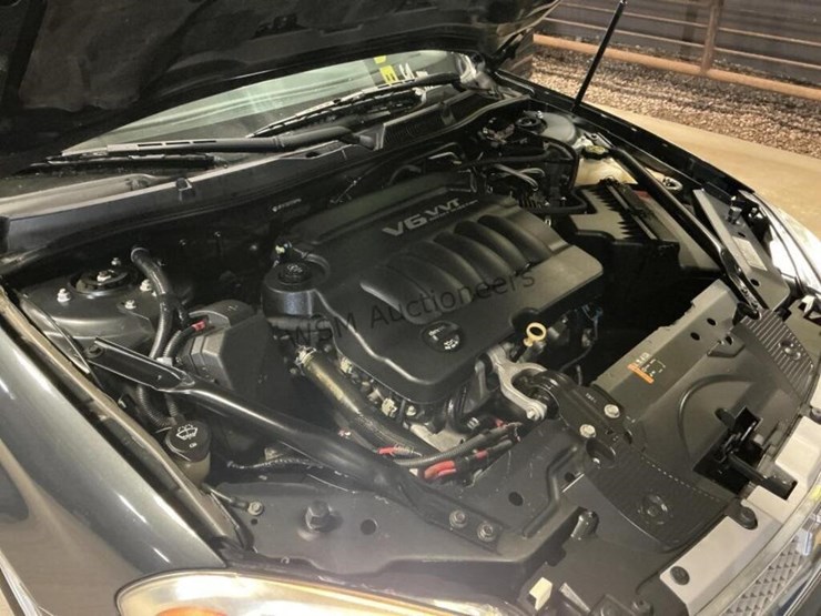 2013-chevrolet-impala-sdn-image-11