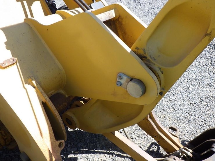 2014-caterpillar-907h2-image-21