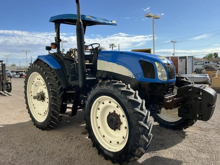 new-holland-ls125a-ag-tractor-image-4