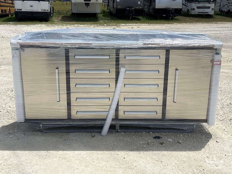 2026-7ft-workbench-image-5