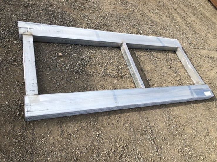 unused-3ft-x-7ft-forklift-pallet.-image-1