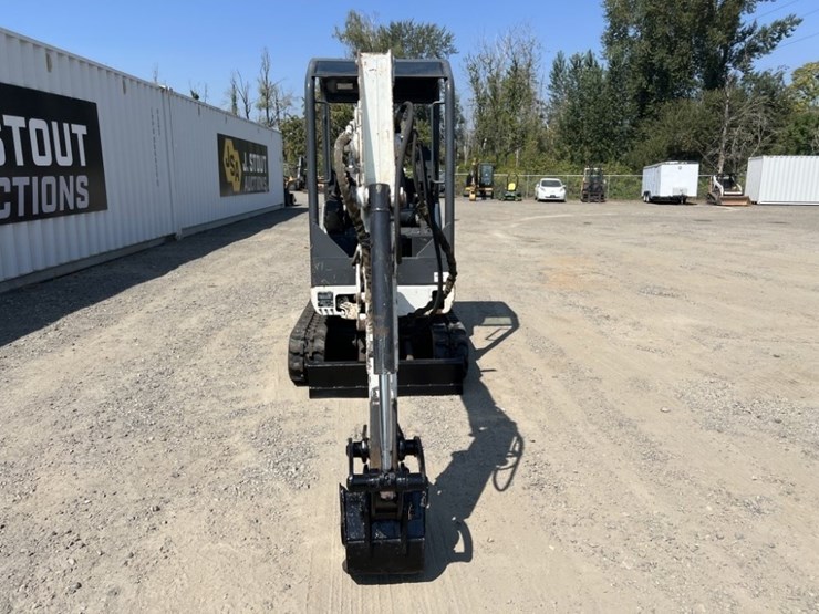 2007-bobcat-323j-image-8