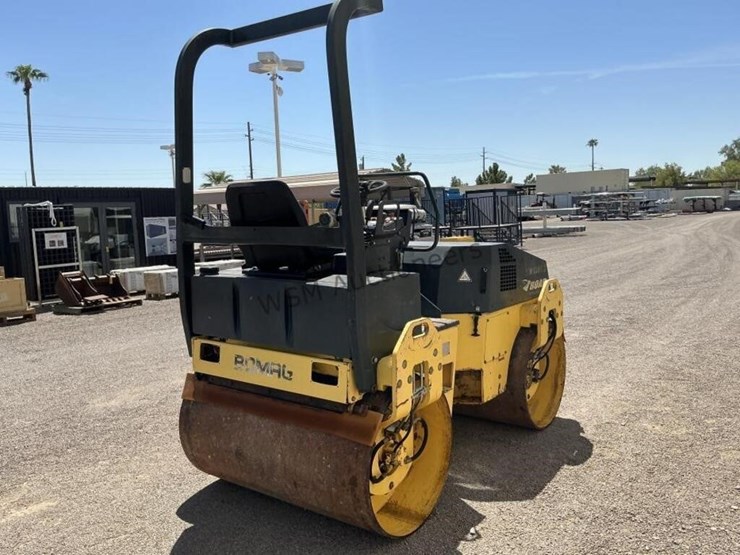 2004-bomag-dw-138-ad-double-drum-roller-image-5