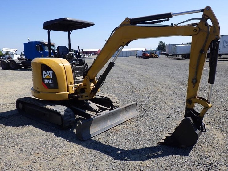 2017-caterpillar-304e2-cr-image-3