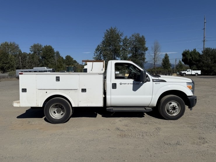 2012-ford-f350-image-3