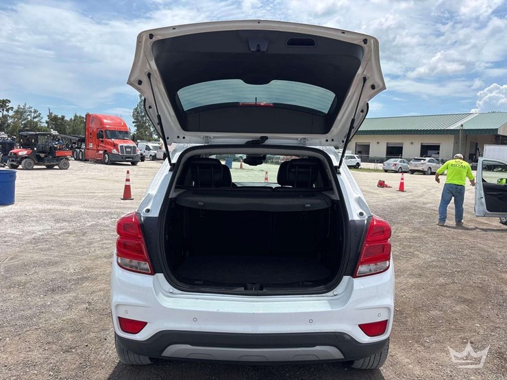 2018-chevrolet-trax-suv-image-15