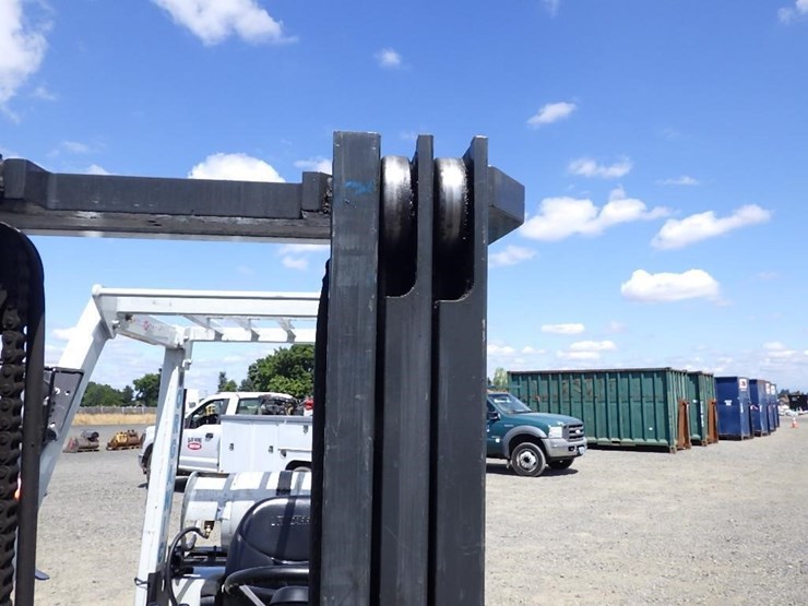 unicarriers-mcp1f2a25lv-forklift-image-10