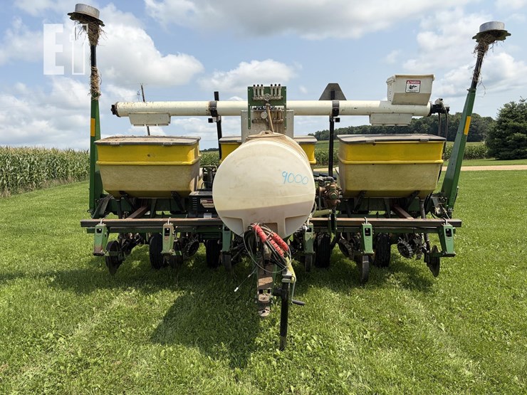 john-deere-7200-image-8