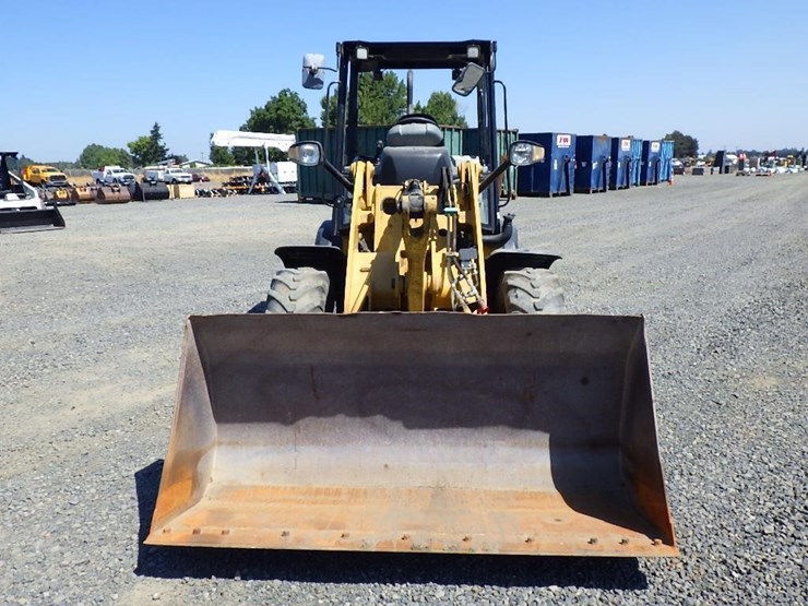 2014-caterpillar-907h2-image-2