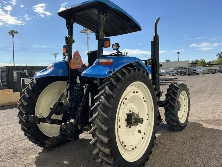 new-holland-ls125a-ag-tractor-image-5