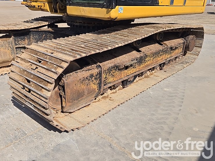 2019-caterpillar-336-image-9