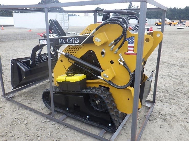 2026-agt-mx-crt23-skid-steer-tracked-loader-image-2