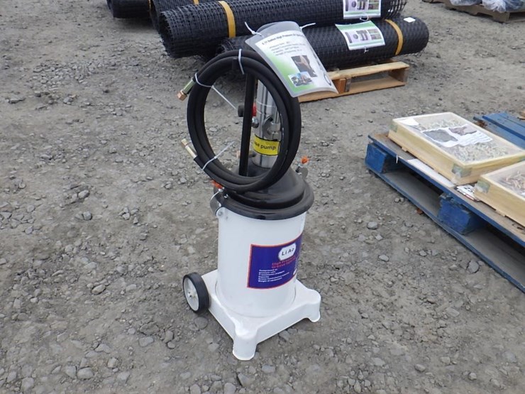 high-pressure-air-operated-grease-pump-image-4
