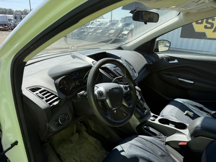 2016-ford-escape-image-18