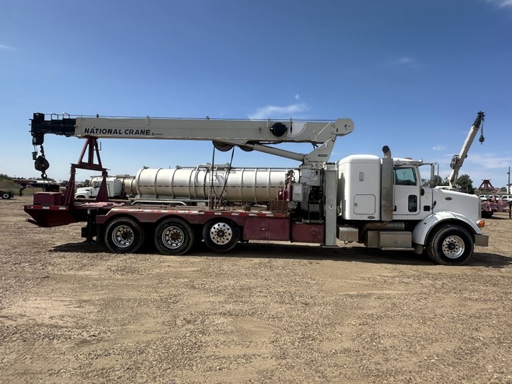 2011-peterbilt-365-image-4