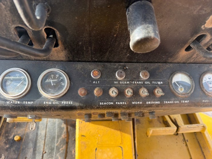 deere-570a-image-10