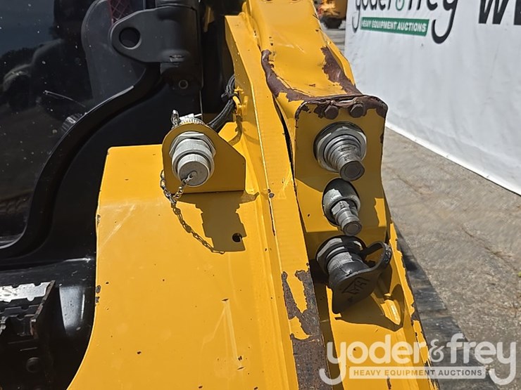 2018-caterpillar-289d-image-25