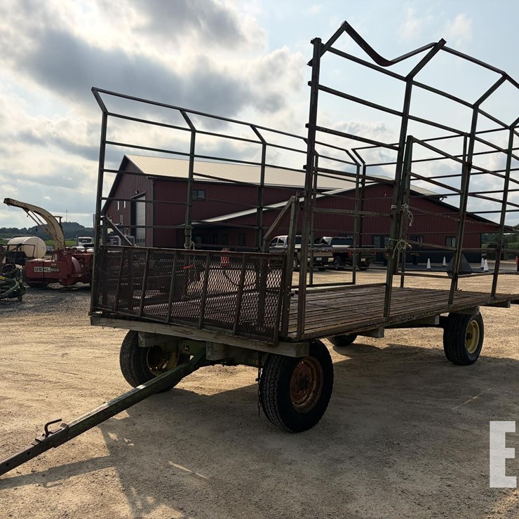 JOHN DEERE 1065A