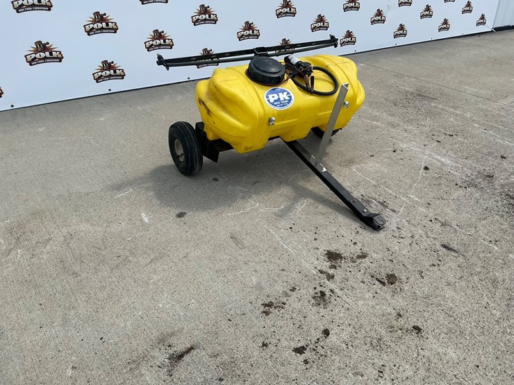 #5558-•-p-k-mfg.-corp.-tow-behind-broadcast-sprayer-image-1