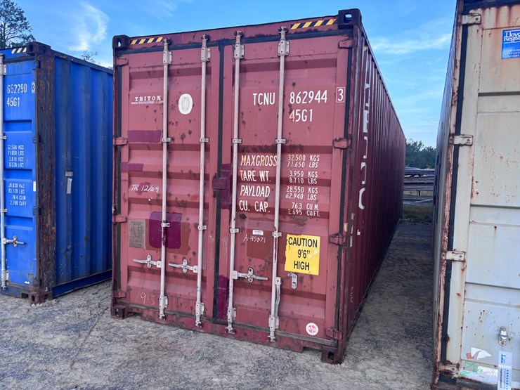 #1240-•-40ft-shipping-container-image-1