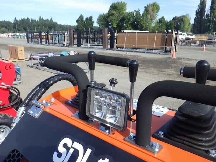 2026-sdlool-36c-skid-steer-tracked-loader-image-8