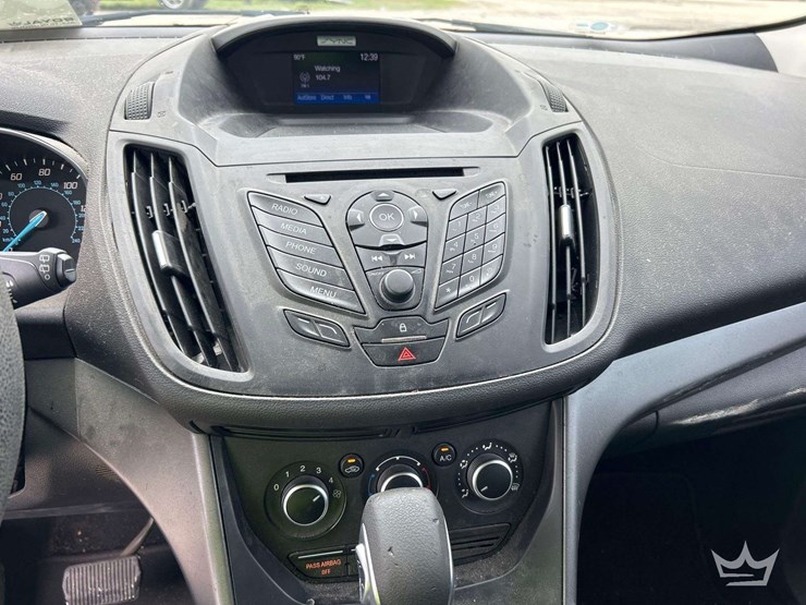 2016-ford-escape-image-18