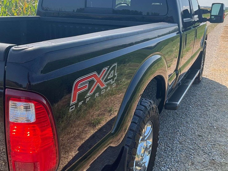 2016-ford-f250-lariat-image-7