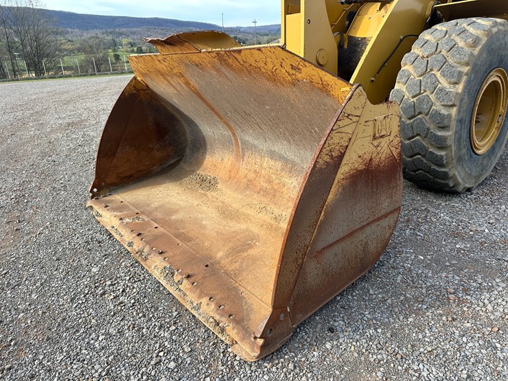 2012-caterpillar-950k-image-9