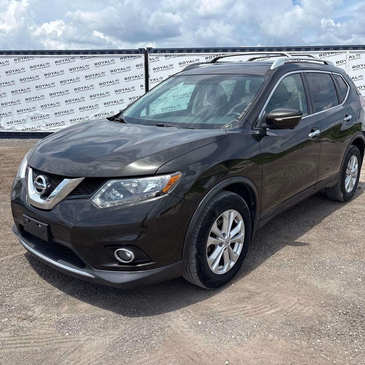 2015 NISSAN ROGUE