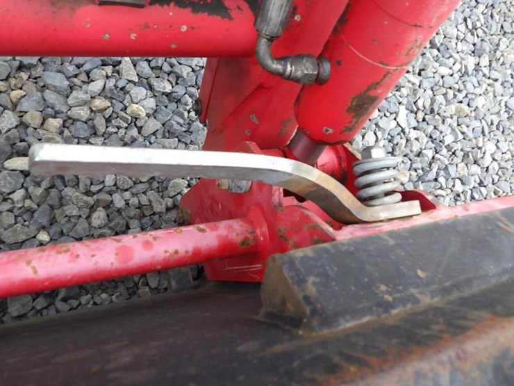 century-3647-tractor-loader-image-11