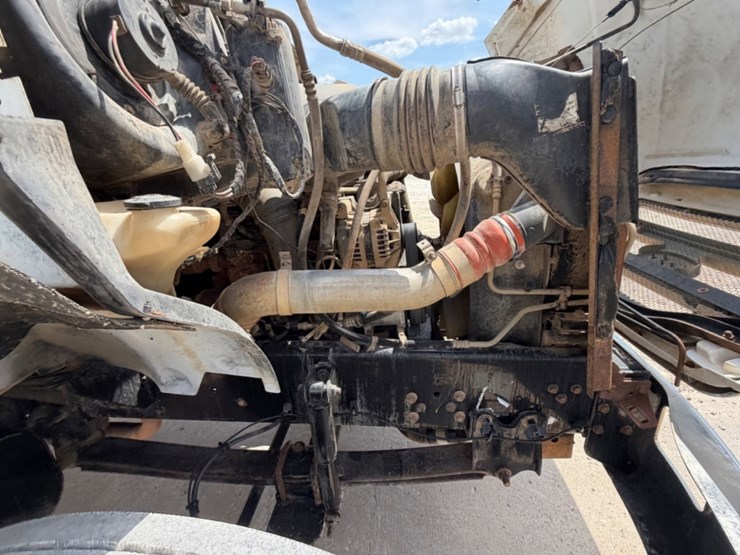 2006-ford-f750-image-12