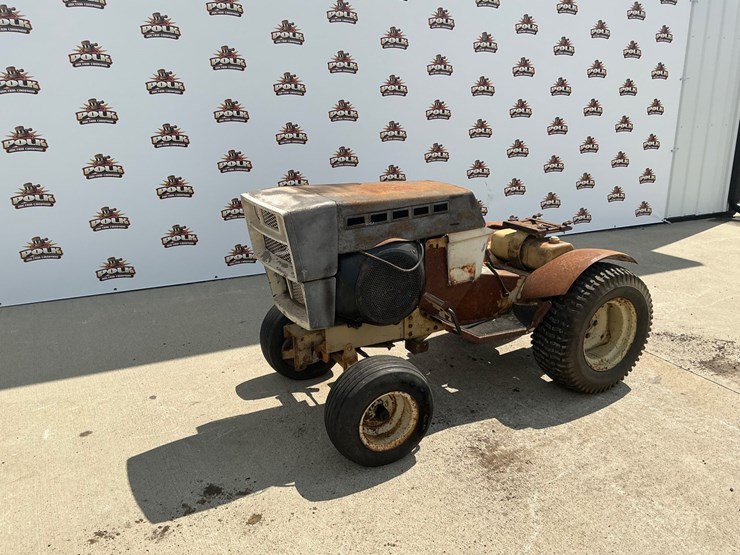 #5552-•-sears-917.25750-vintage-garden-tractor-image-1