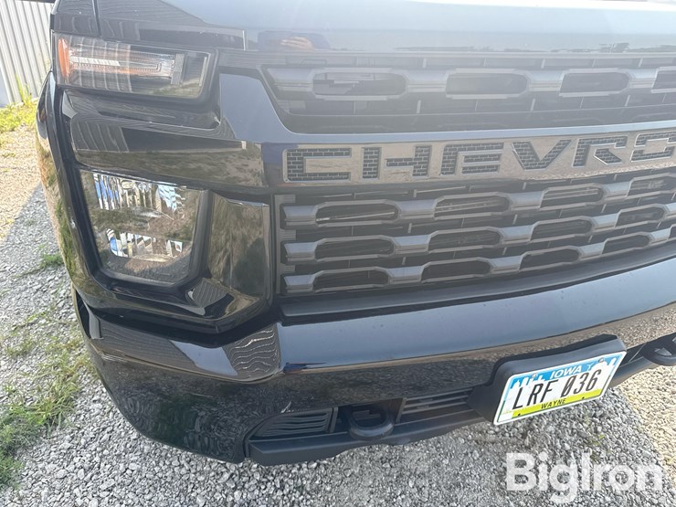 2022-chevrolet-silverado-2500-image-14