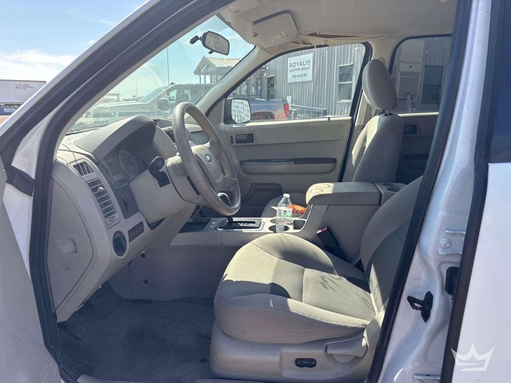 2008-ford-escape-hybrid-image-12